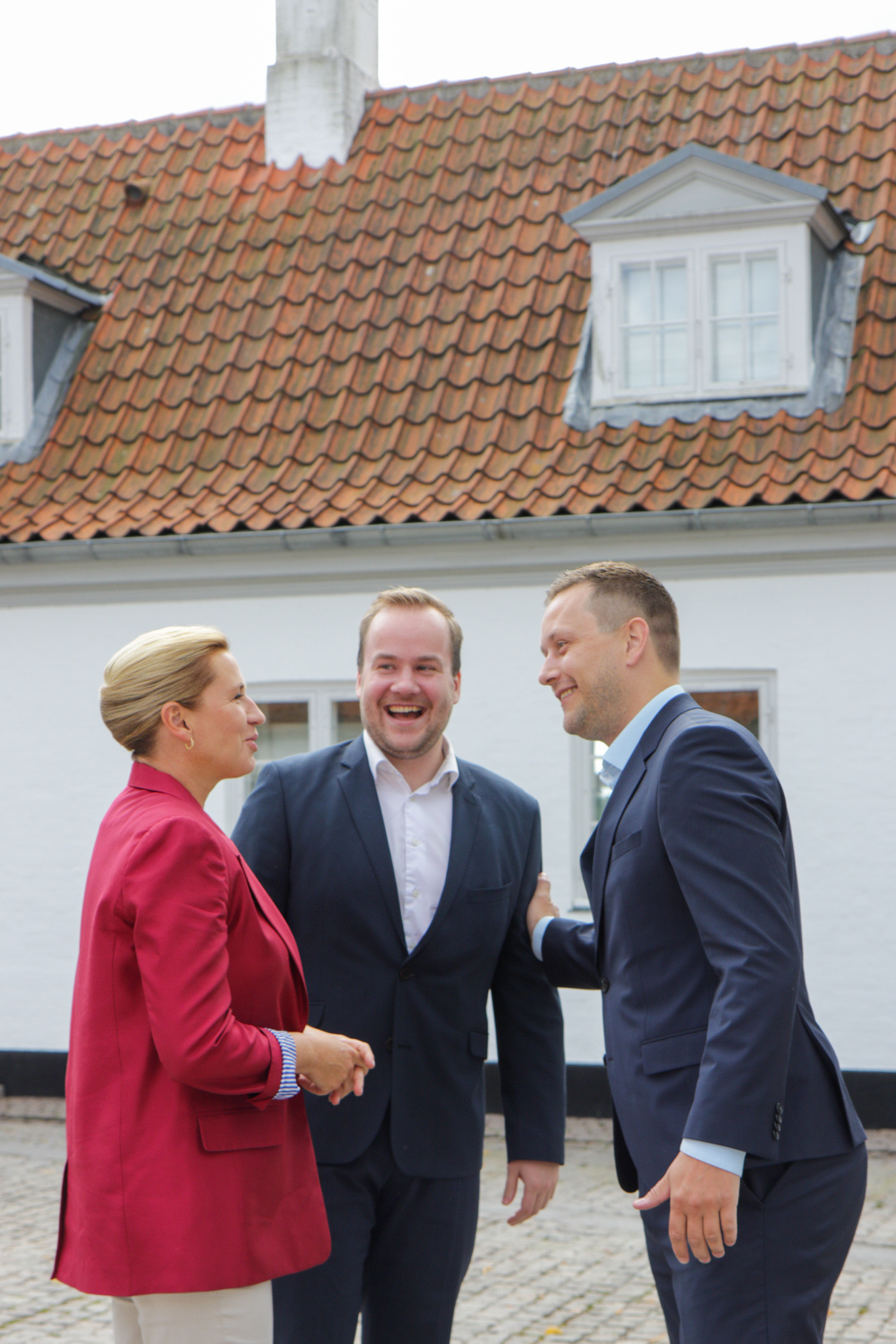 Statsministeren, Færøernes lagmand og formanden for Naalakkersuisut foran Marienborg