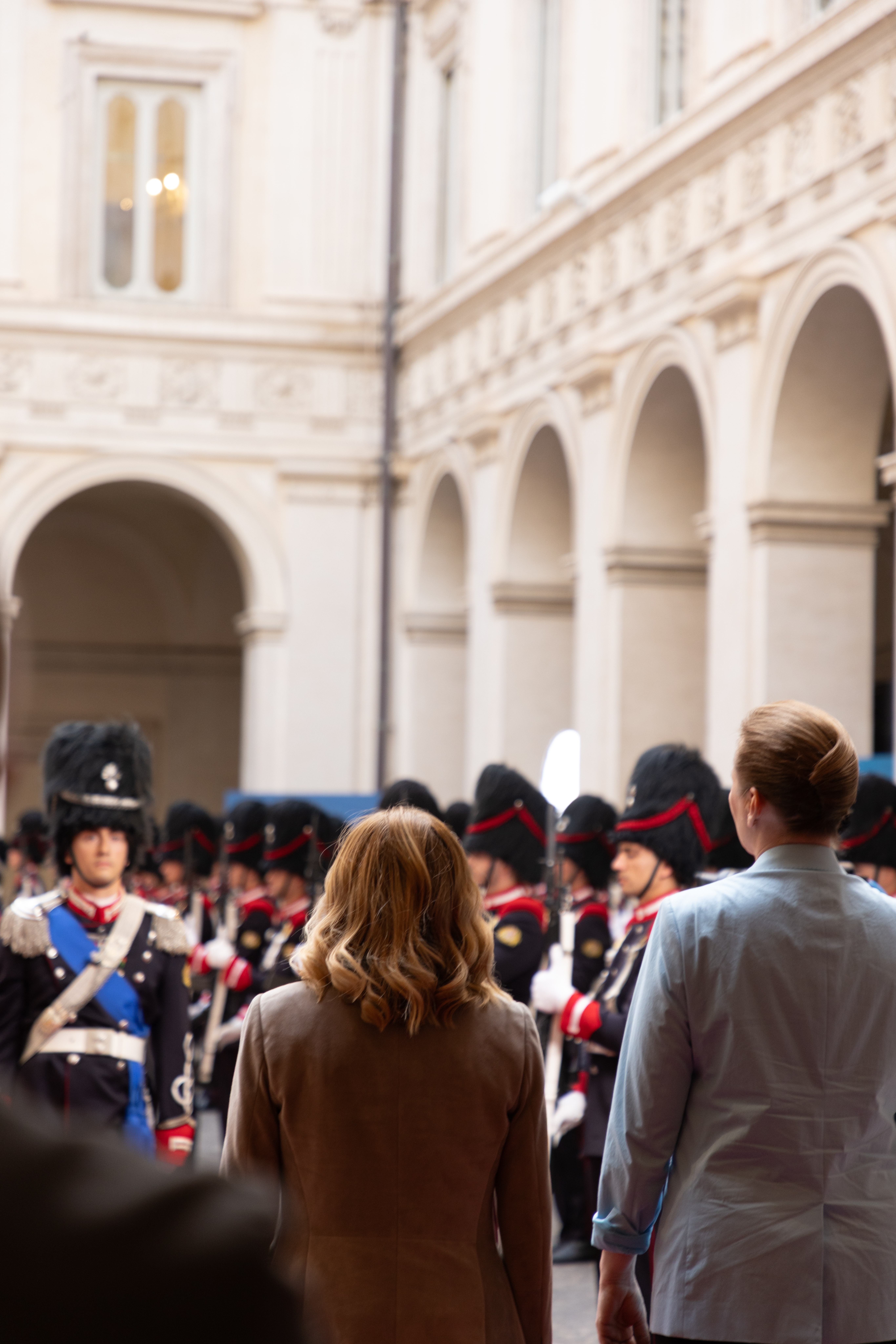 Statsminister Mette Frederiksen og Italiens premiereminister Georgia Meloni