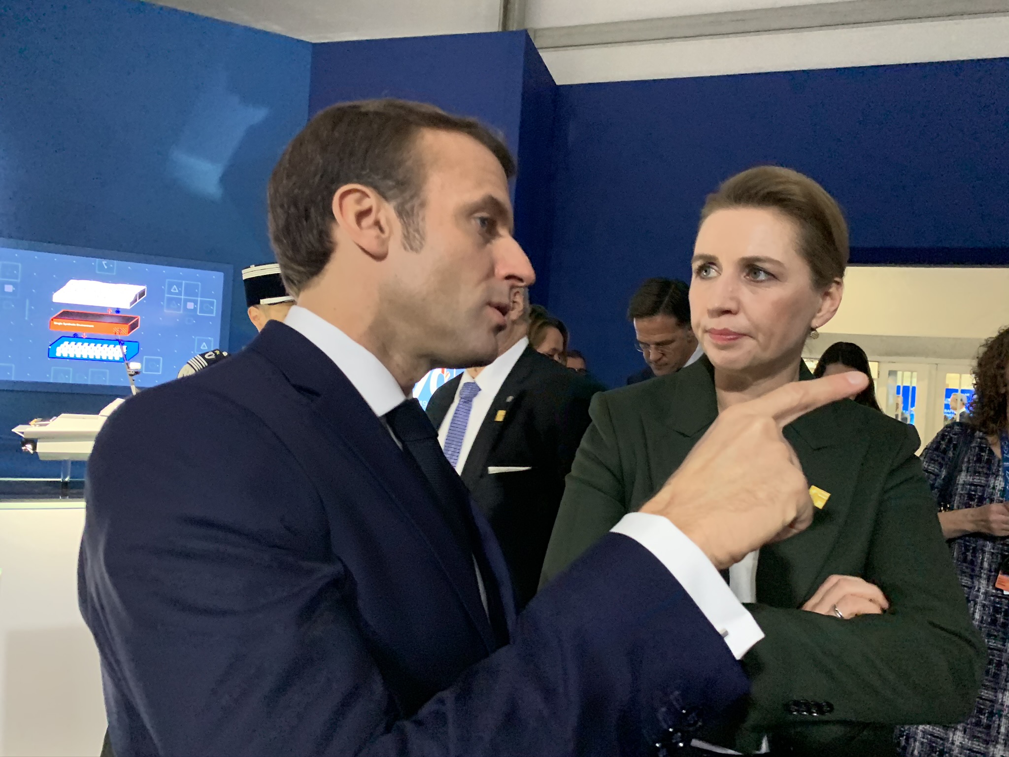 Statsminister Mette Frederiksen og den franske præsident Emmanuel Macron