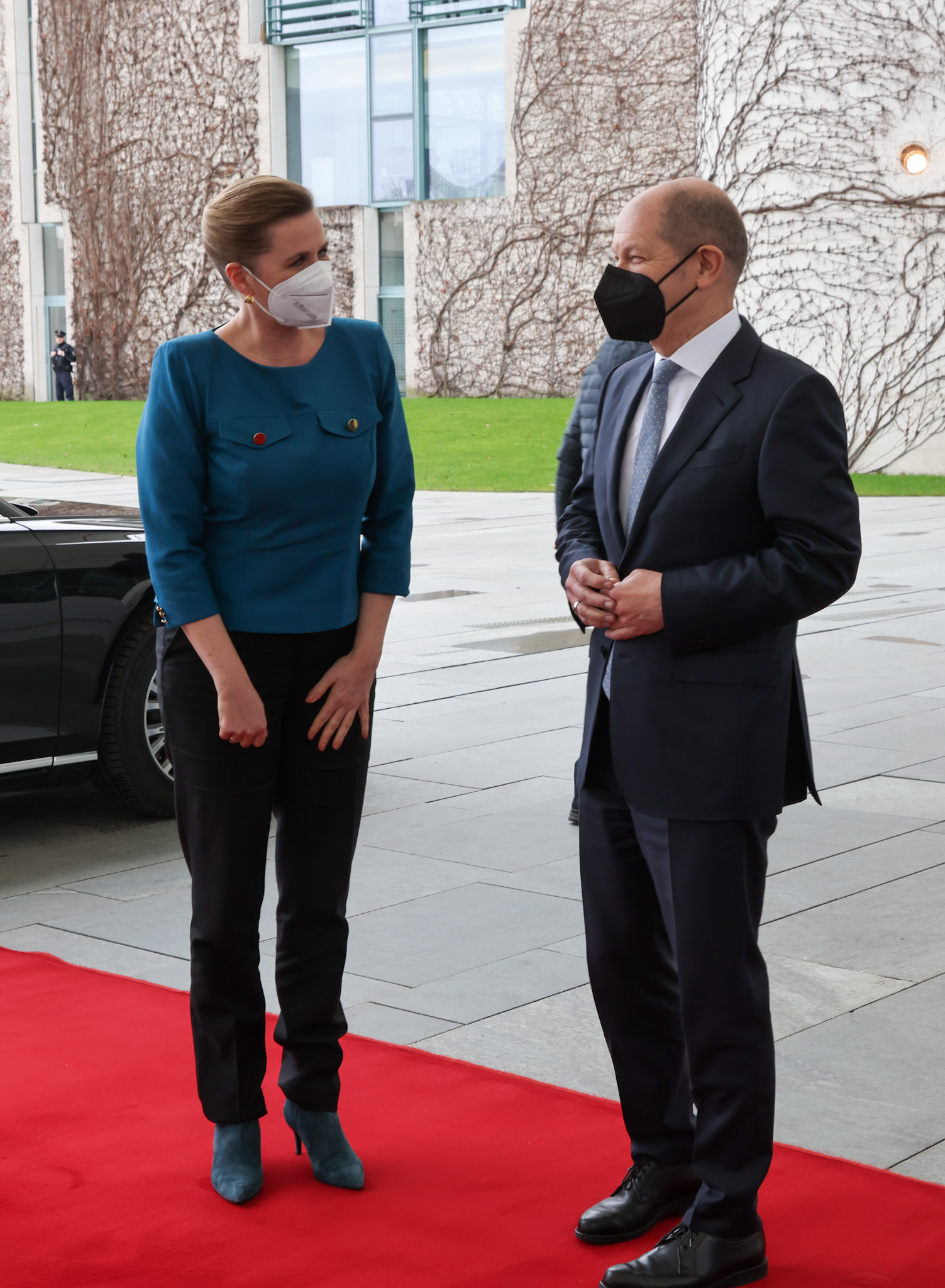 Mette Frederiksen på besøg hos Tysklands kansler Olaf Scholz 
