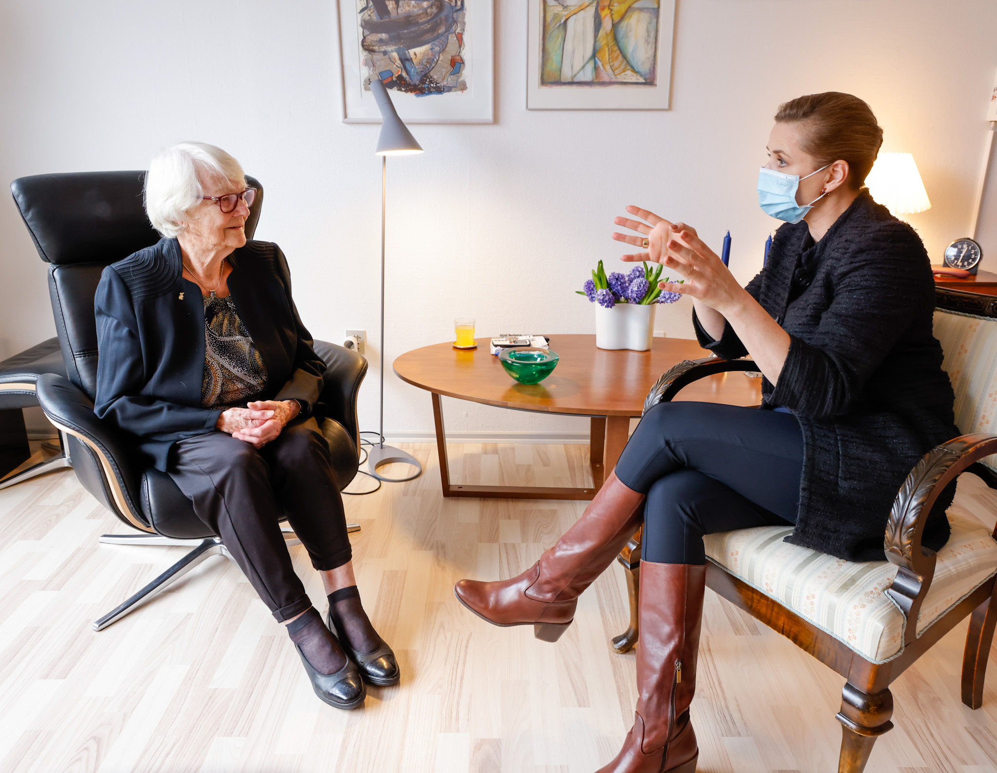 Monna Løvendahl og statsminister Mette Frederiksen