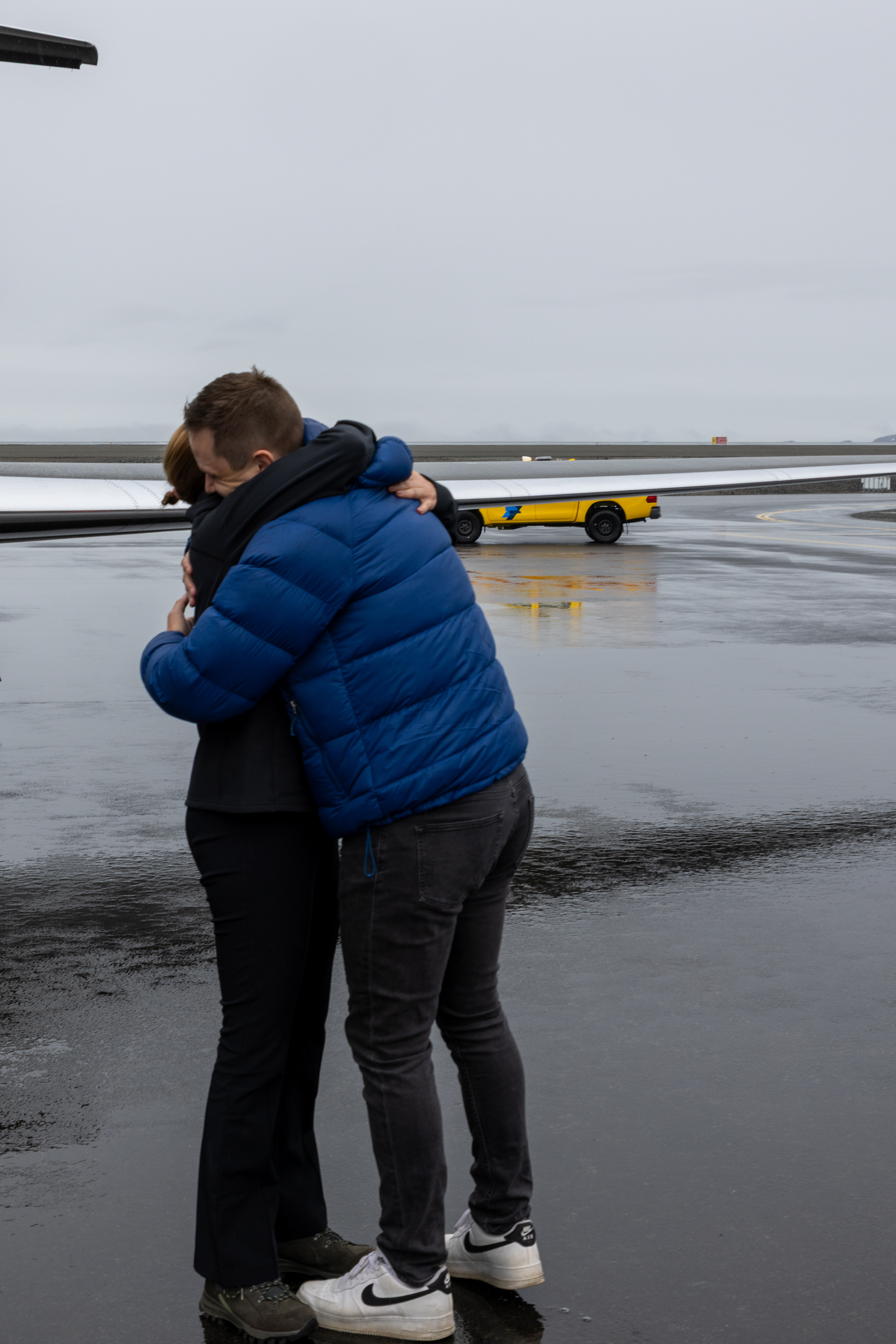 Statsministeren og Landsstyreformanden ved ankomst i Nuuk